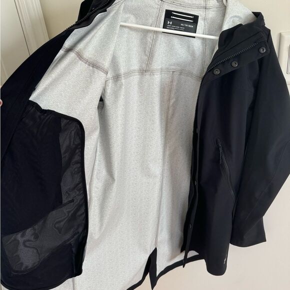 Under Armour Gust Rain Parka Jacket Women's XS Black Worn Once - Picture 6 of 7